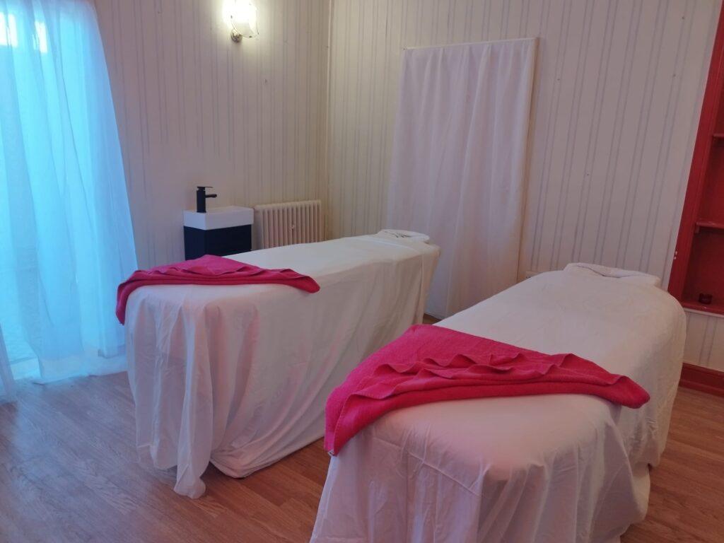 Couple massage room