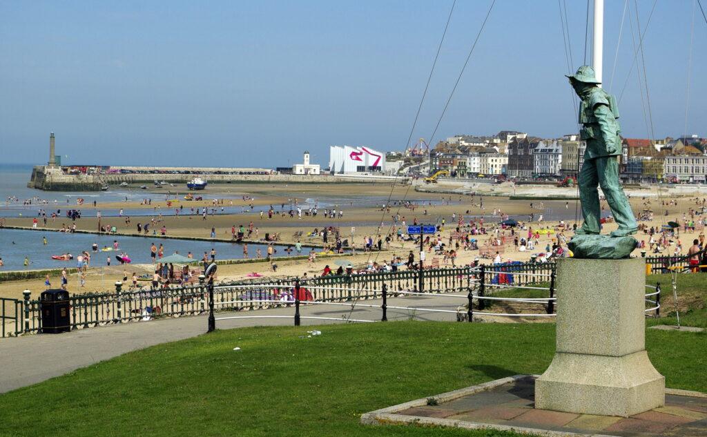 Margate beach, turner gallery in the distance