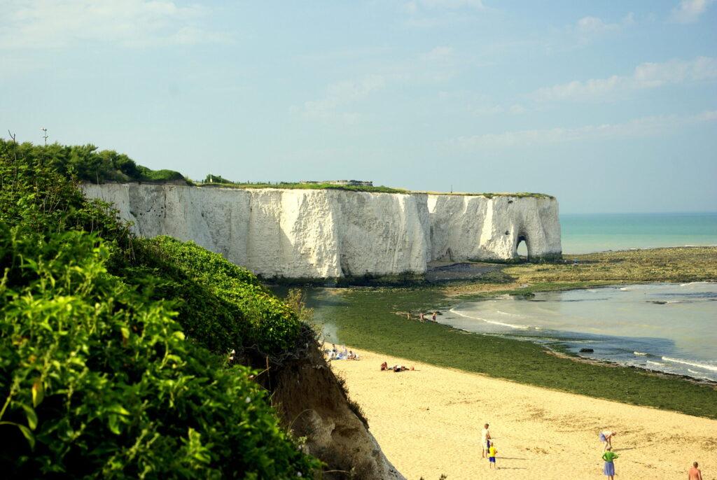pituresque white cliffs and sea