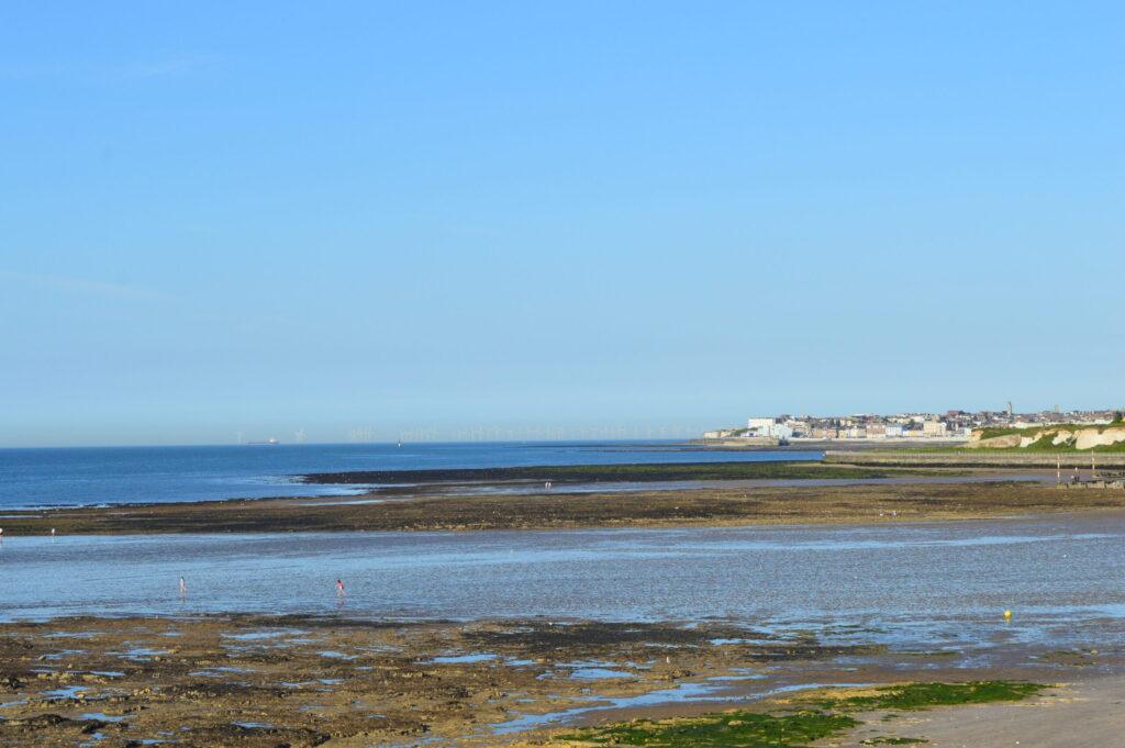 the shore line by birchington