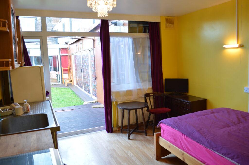 Double Room, Kitchenette